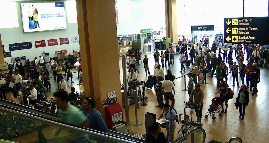 Flujo De Pasajeros En Aeropuertos Concesionados En Perú Aumentó 97% A ...