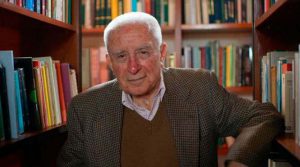 Homenaje al periodista Arturo Salazar Larraín