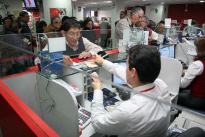 Congreso aprobó ley que fija topes a tasas de interés