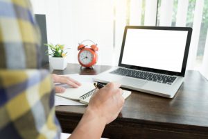 El 71,8% de redes de fibra óptica fue implementado por operadores alternativos