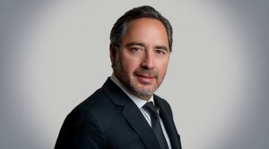 Mauricio Olaya: “Marco político gatilla venta de empresas para disminuir riesgo”
