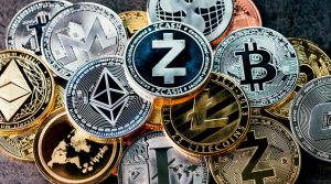 Factores a tener en cuenta antes de adquirir criptomonedas
