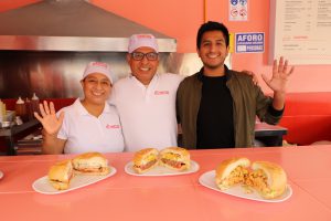 Néstor Sánguches: de maestro a gigante de los sándwiches en Lima