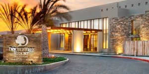 El Pardo Doubletree by Hilton y DoubleTree Resort by Hilton Paracas reciben distinción por su gran desempeño por parte de Hilton Internacional