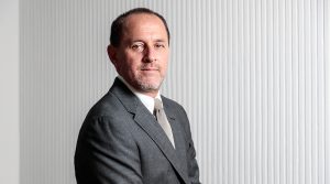 Hansel Bieberach: “Este año no han salido licitaciones importantes para renovación de equipos de salud”