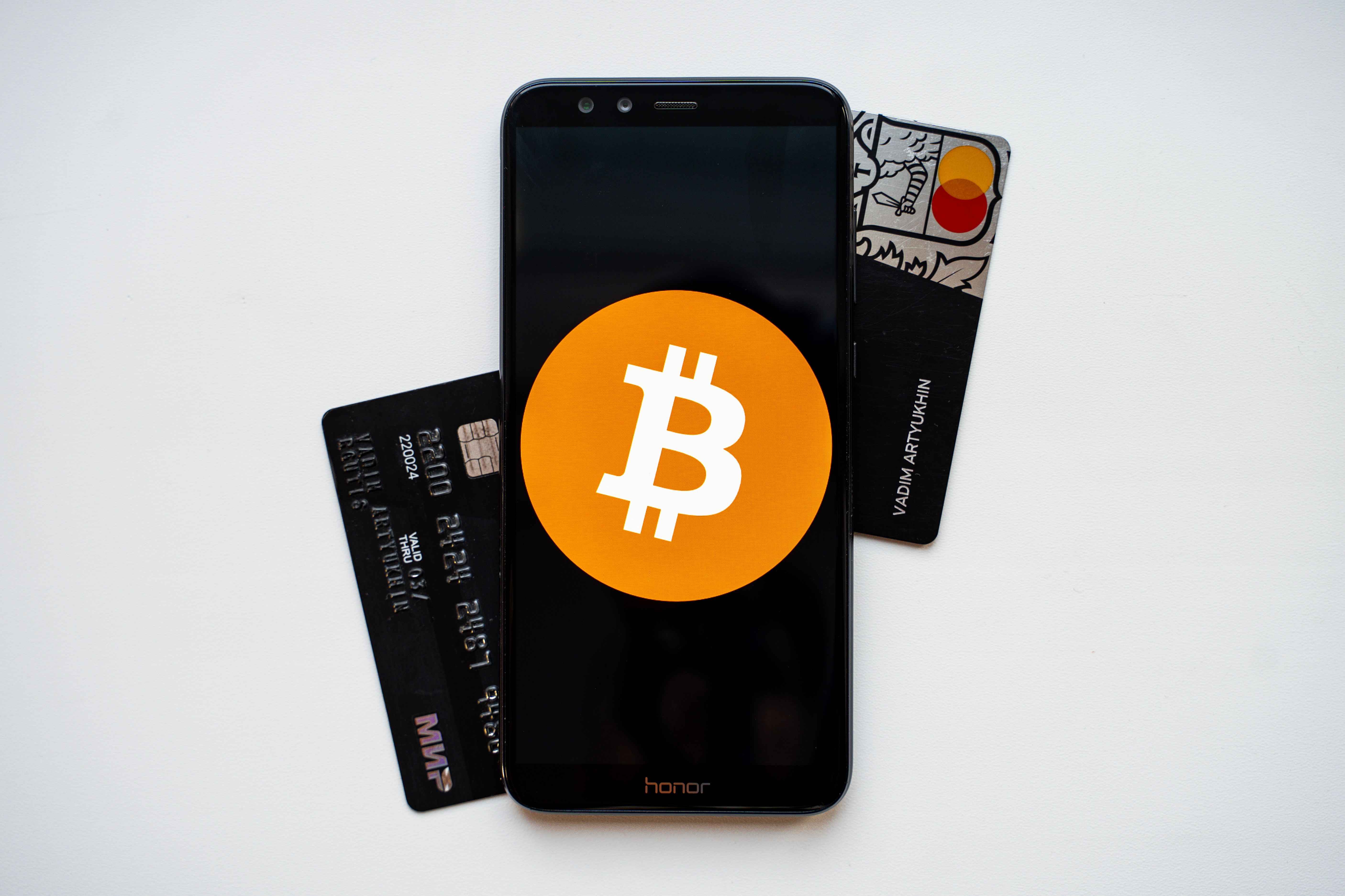 ¿Cómo guardar tus criptomonedas de forma segura?