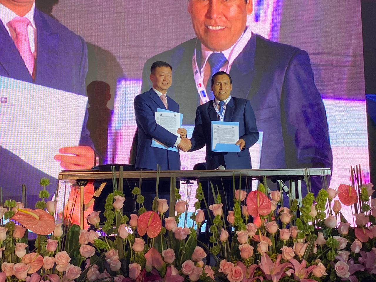 Huawei Perú y las universidades firman memorandos de entendimiento para promover el desarrollo de talento digital
