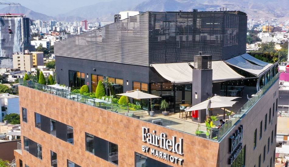 Rooftop 128, el nuevo rooftop del hotel Fairfield Lima Miraflores