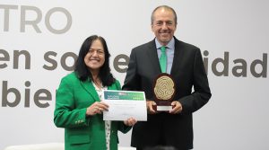 CCL recibe reconocimiento del tercer nivel de gestión de la Huella de Carbono Perú