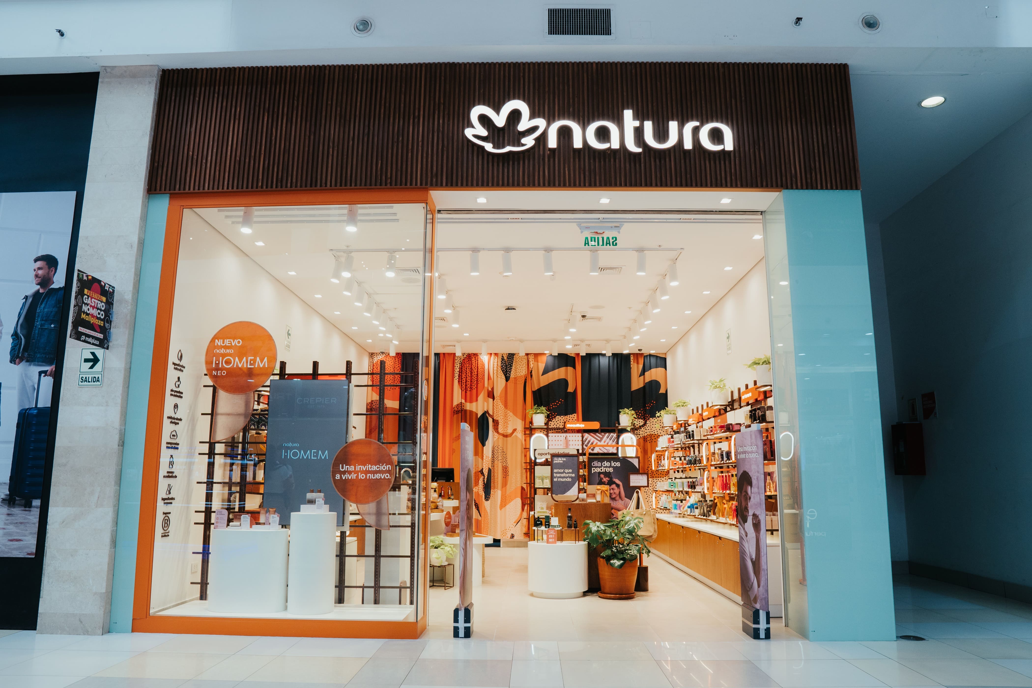 Natura apertura su primera tienda en el Callao