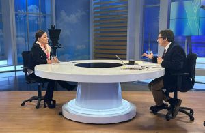 Rosa Bueno: “La democracia es fundamental para generar un ambiente de confianza para las inversiones”