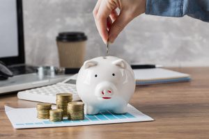 Día Mundial del Ahorro: consejos para enfrentar la recesión económica y cuidar la economía familiar