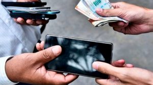 Aumentan penas para robo y comercio ilegal de celulares