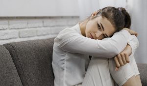Depresión postparto: Consejos y una charla gratuita para tratar este mal común en madres