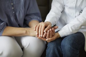 Salud mental: ¿Cómo ayudar a una persona que sufre de depresión en el ámbito laboral?
