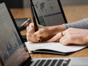 Asociado CCL: Conoce a Inara Corp, empresa conformada por especialistas en comercio internacional