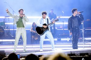 Los Jonas Brothers llegan a Lima: Todo lo que debes saber sobre su gira “The Tour”