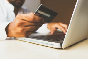 Blue Monday: Reflexiones sobre salud mental y “therapy shopping” desde la perspectiva del marketing