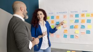 Optimizando la transformación empresarial: 5 estrategias clave para gestionar cambios con éxito