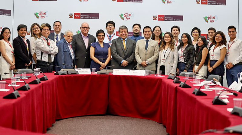 Egresados del programa ‘semillero’ visitaron entidades del estado