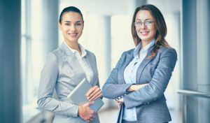 El ascenso del liderazgo femenino en el sector empresarial y tecnológico