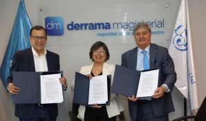 Derrama Magisterial y USIL suscriben convenio para fortalecer el desarrollo profesional de los docentes