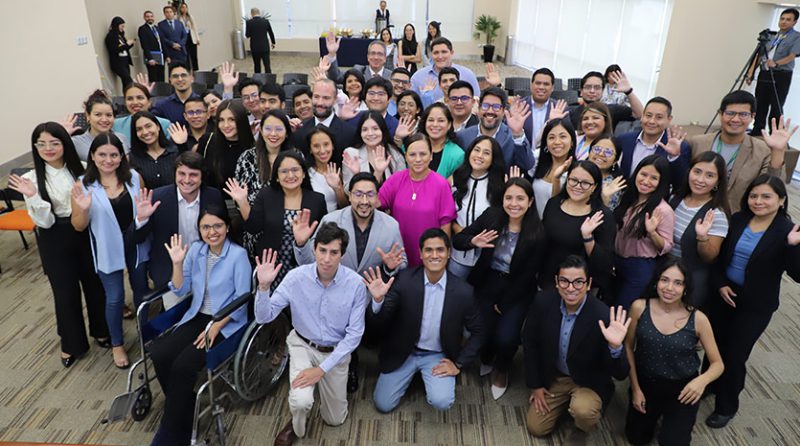 CCL presenta nueva generación de jóvenes líderes empresariales