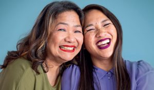 Día de la Madre: 5 tips esenciales para regalar el maquillaje ideal a mamá