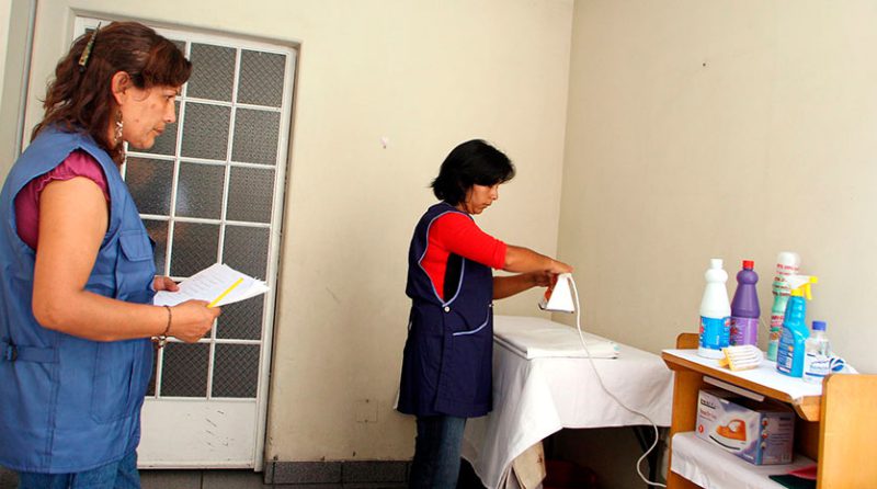 Solo 6 % de las trabajadoras del hogar cuenta con contrato laboral