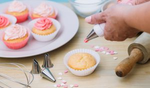 ¿Buscas accesorios de repostería y pastelería? Accesorios D’ Pastry ofrece venta al por mayor y menor