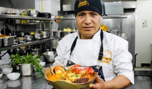 Sopas y caldos para combatir el frío de Lima