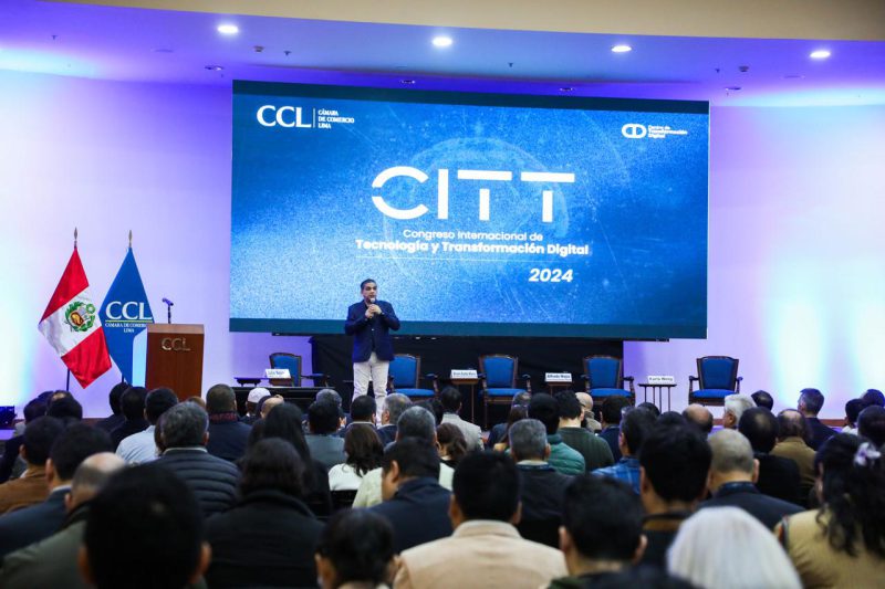 70 % de trabajadores de la región usan IA, pero empresas no tienen una estrategia clara