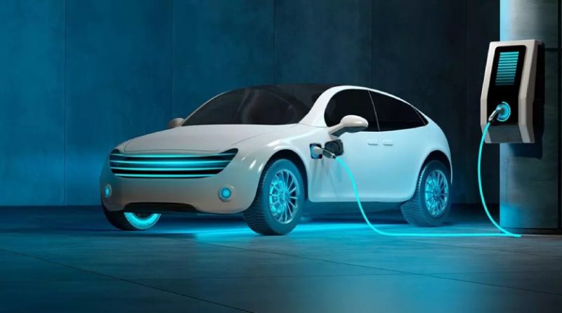Vehículos eléctricos ahorran USD 2000 al año en combustible