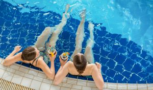 Verano 2025: Aquabright Ingenieros, asociado CCL, te acompaña en la creación y cuidado de la piscina de tus sueños