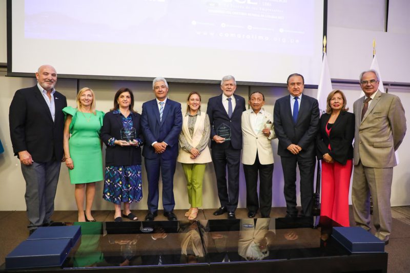 CCL rinde homenaje a líderes del turismo y la gastronomía en Perú