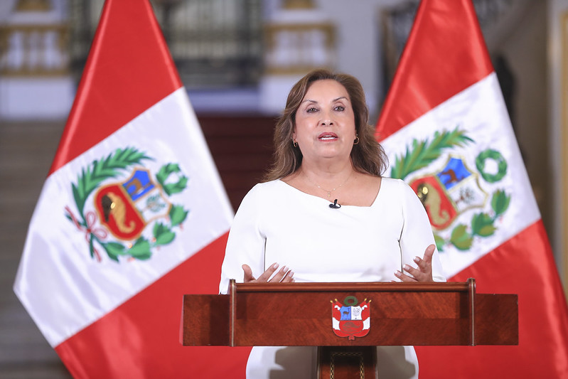 Salhuana: Boluarte tiene que «arreglar la casa» antes de pensar en ir al Vaticano