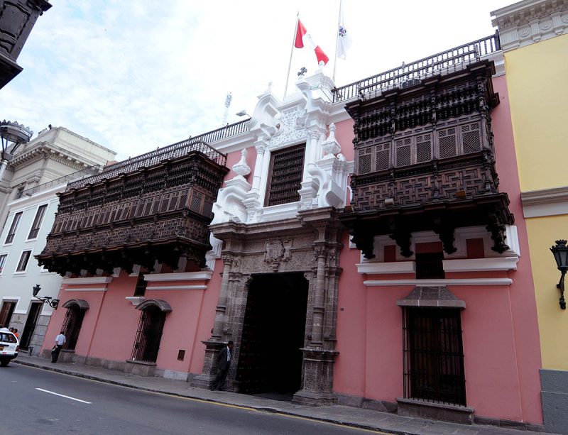 Perú lamenta tragedia en República Dominicana tras colapso de local