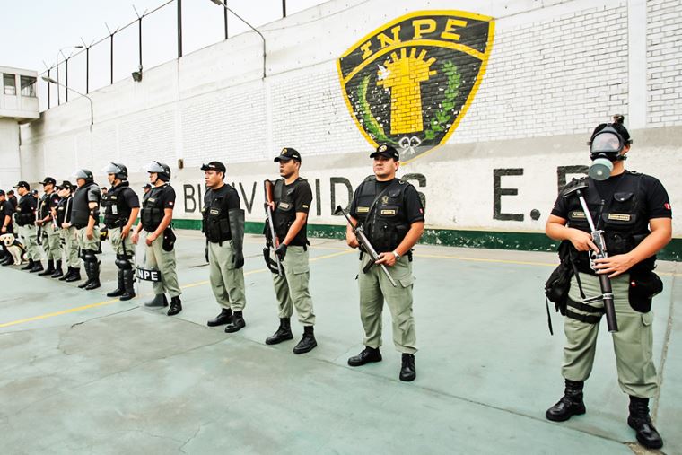 Se construirán más centros penitenciarios.