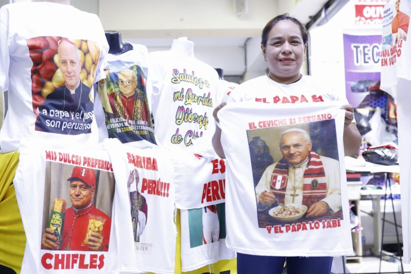 Gamarra lanza “moda papal” en homenaje a León XIV