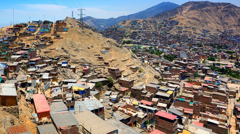 10, 9 millones de peruanos podrían caer en la pobreza si se frena el crecimiento