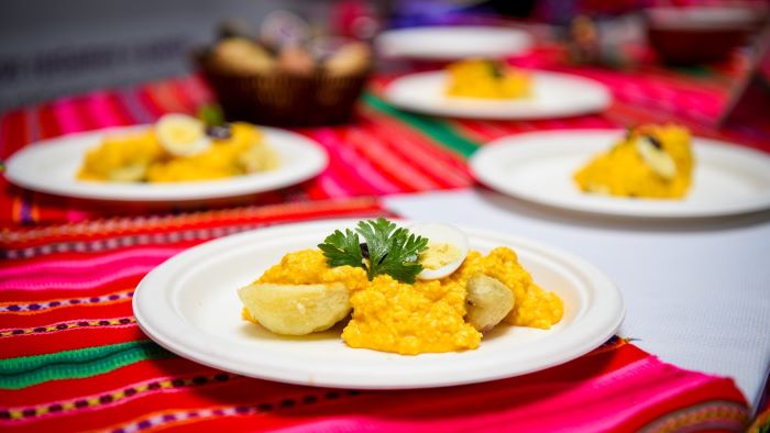 Reconocen a la papa a la huancaína como especialidad tradicional garantizada del Perú