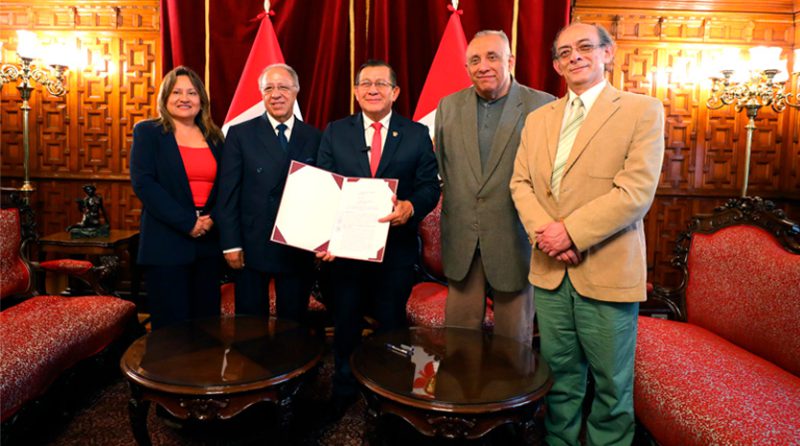 Congreso aprueba ley para fortalecer a la Policía Nacional del Perú