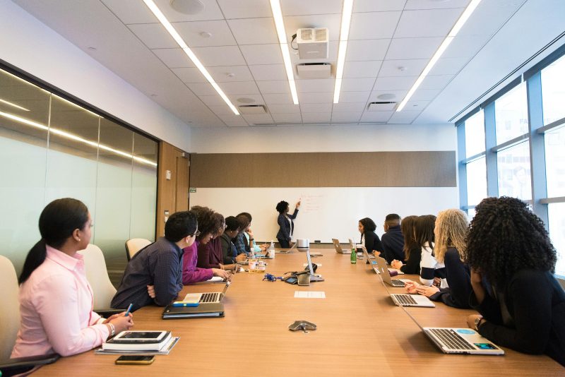 Solo el 36 % de empresas peruanas alinea su estrategia con el presupuesto