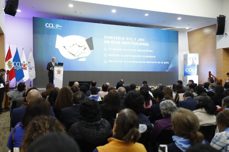 Roberto De La Tore: “La desinformación pone en riesgo la democracia”