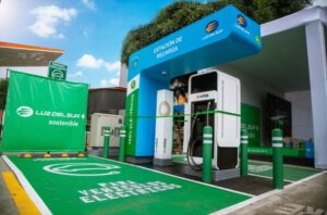 Vehículos eléctricos: consumidores cada vez conocen más sus ventajas.