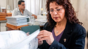Congreso otorgó gratificaciones y CTS a trabajadores públicos CAS