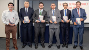 Presentan en la CCL el libro “La batalla cultural, emocional y política en el Perú”