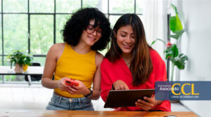 Un 70 % de peruanas cree que la tecnología puede ayudar a reducir las desigualdades de género, según estudio