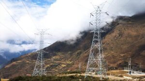 Gobierno licitará 8 proyectos eléctricos por US$ 675 millones