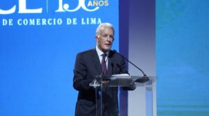 Raúl Barrios asume la presidencia de la CCL y anuncia una gestión más activa y moderna